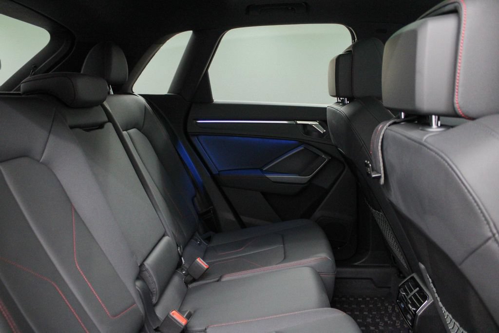 Used 2025 Audi Q3 2.0T Premium Plus AWD/4WD image 27