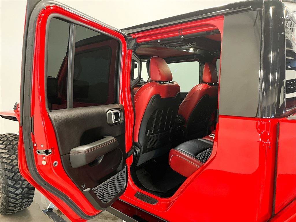 Used 2020 Jeep Gladiator Rubicon image 32