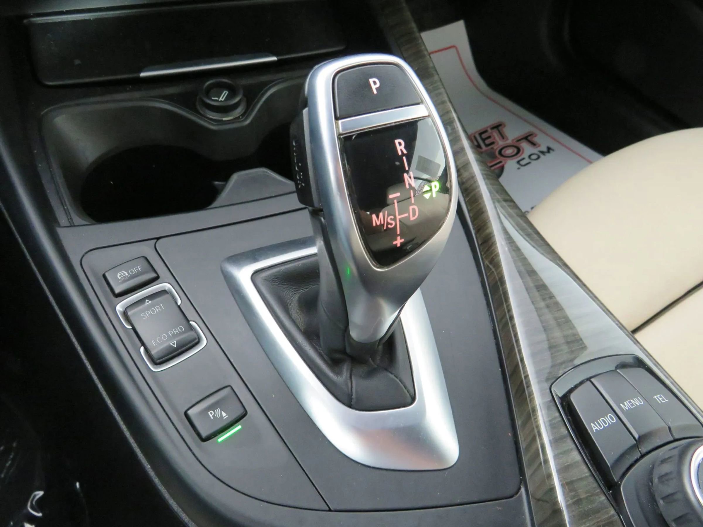 Used 2017 BMW 230i Convertible image 18