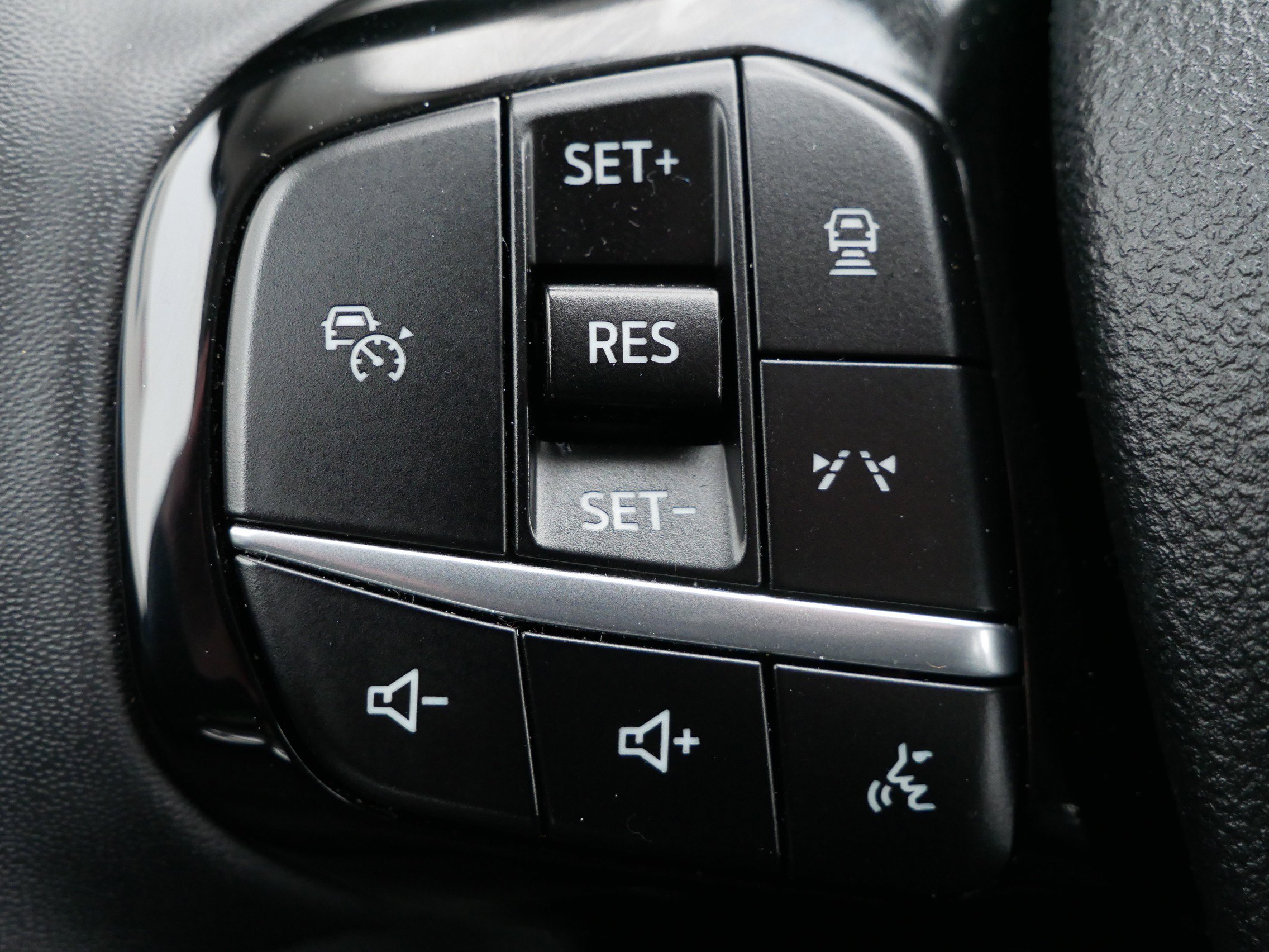 Used 2023 Ford Escape Active w/ Tech Pack #2 image 18