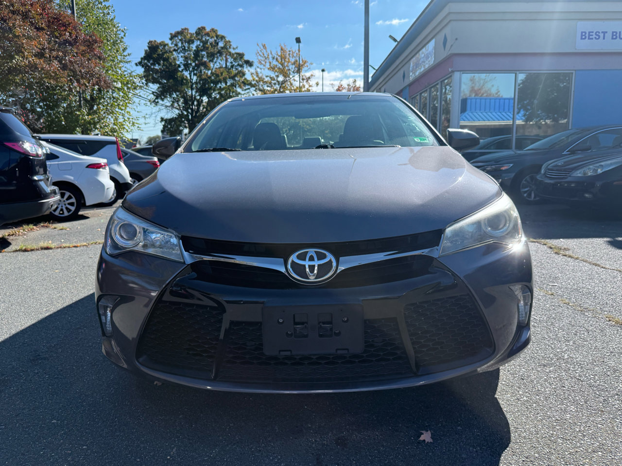 Used 2017 Toyota Camry SE image 14