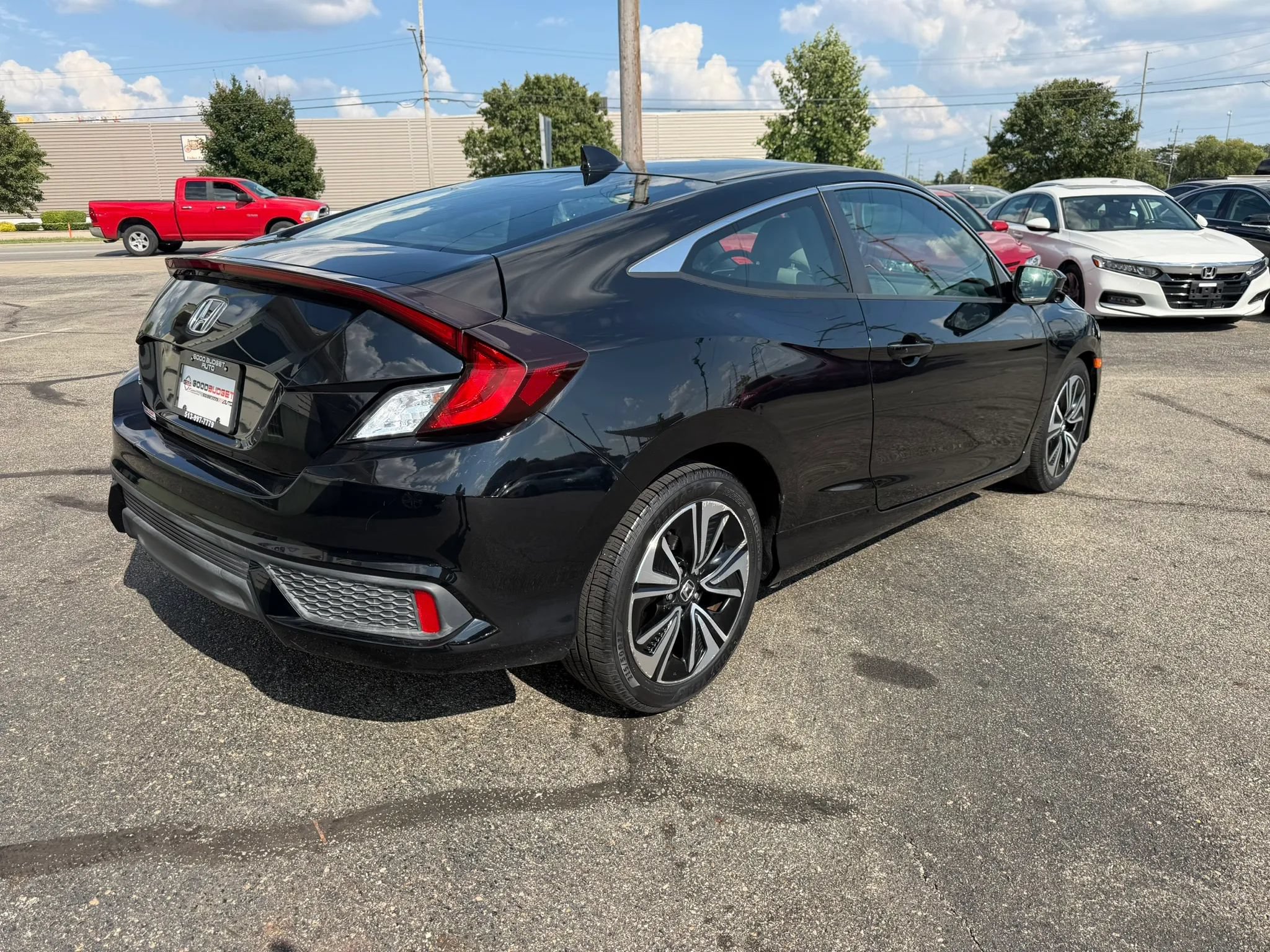 Used 2017 Honda Civic EX-T image 7