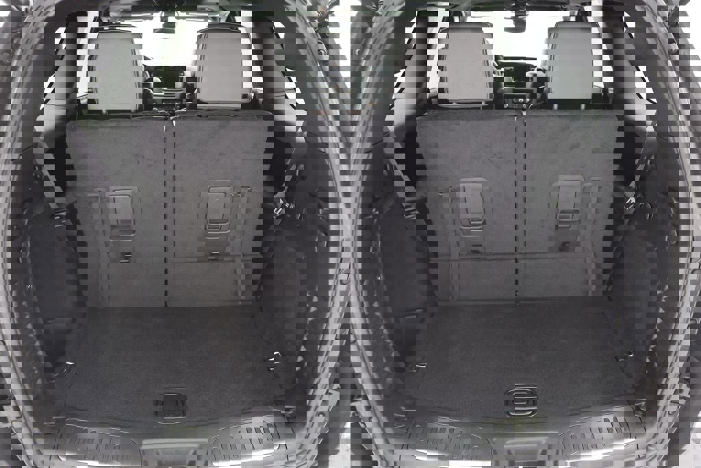 Used 2025 Dodge Durango R/T image 38