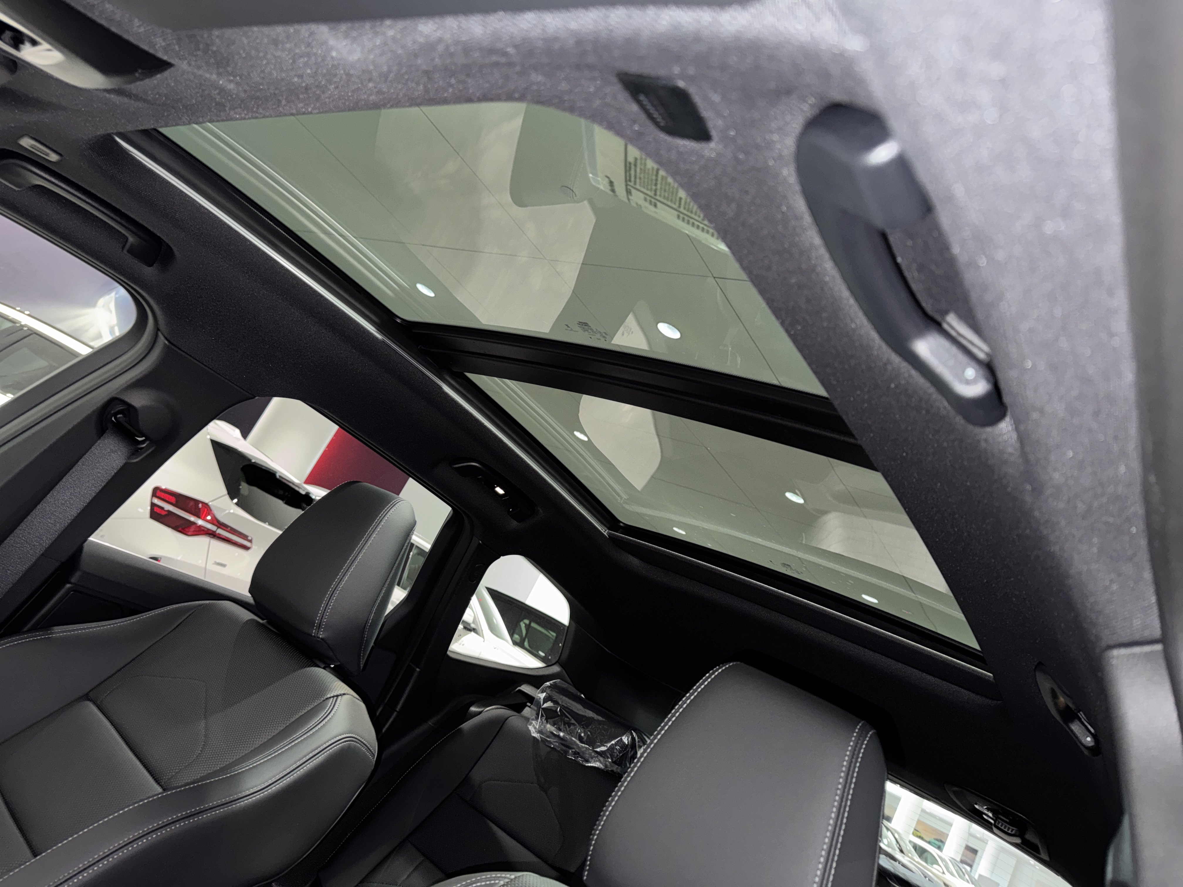 New 2026 BMW X1 xDrive28i w/ Technology Package image 23