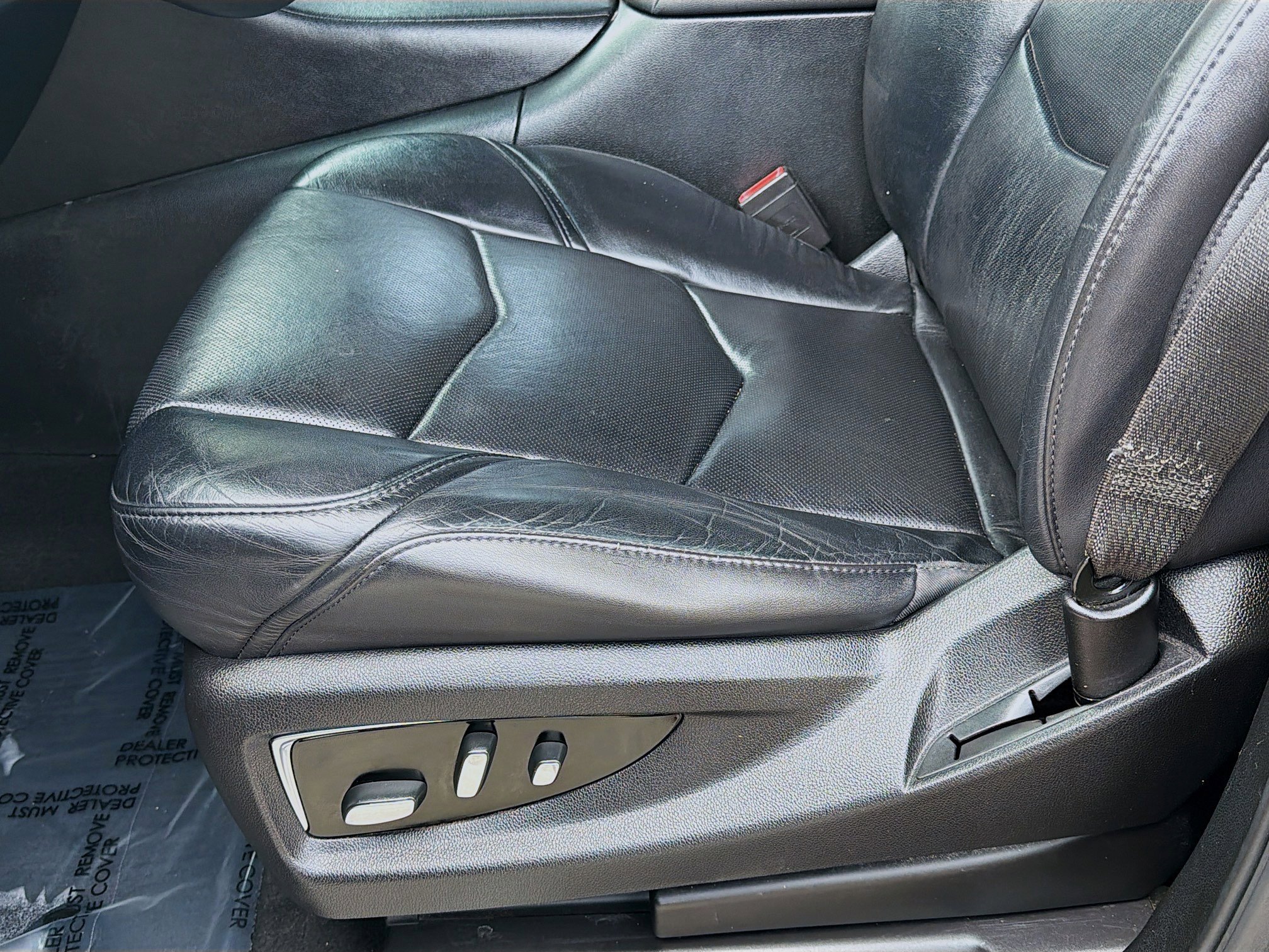 Used 2018 Cadillac Escalade Premium Luxury image 16