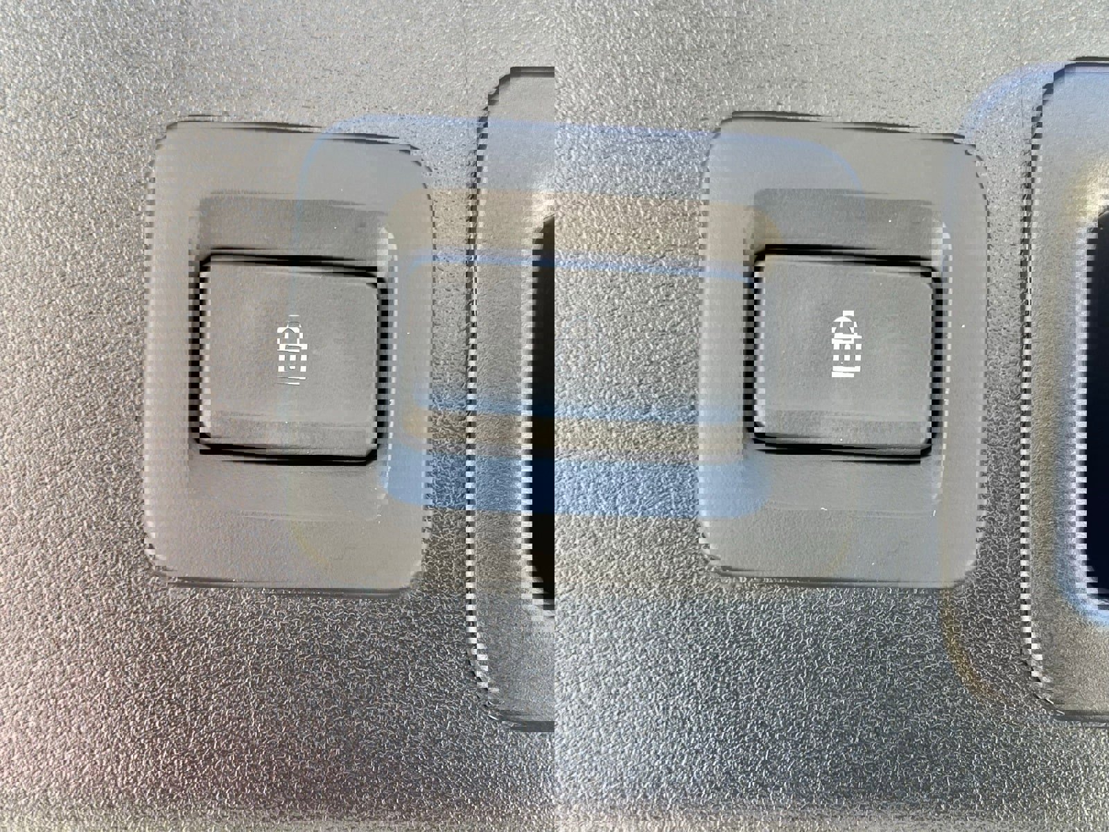 Used 2025 MAZDA CX-30 AWD 2.5 S w/ Select Sport Pkg image 16