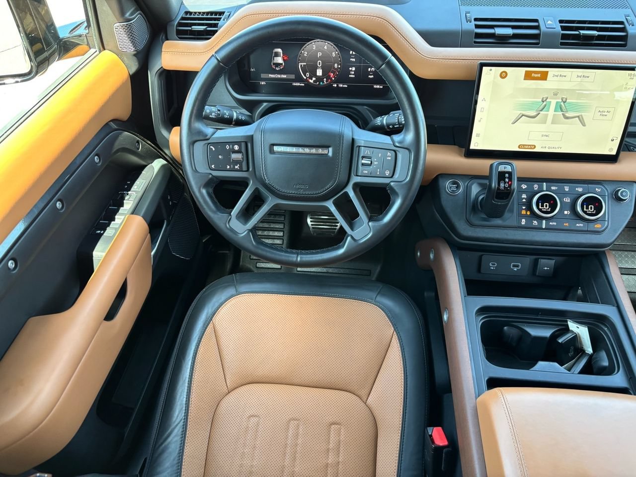 Used 2024 Land Rover Defender 110 X AWD/4WD image 13