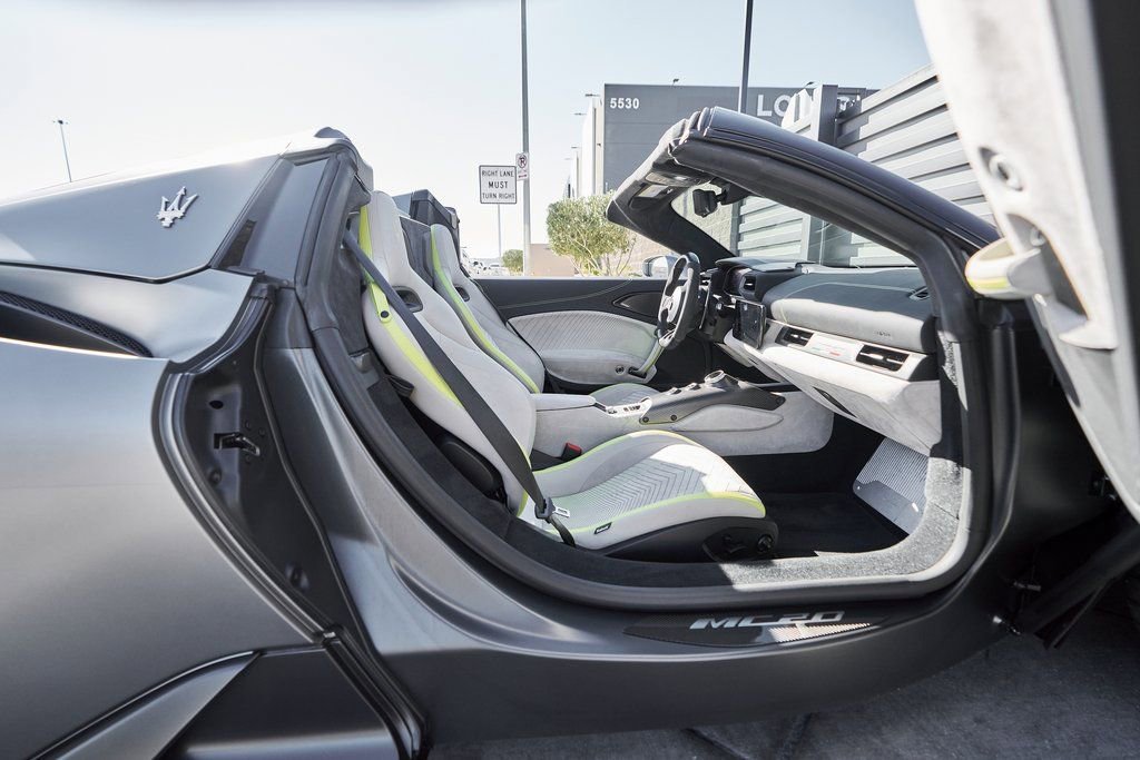 Used 2023 Maserati MC20 Spyder RWD image 33