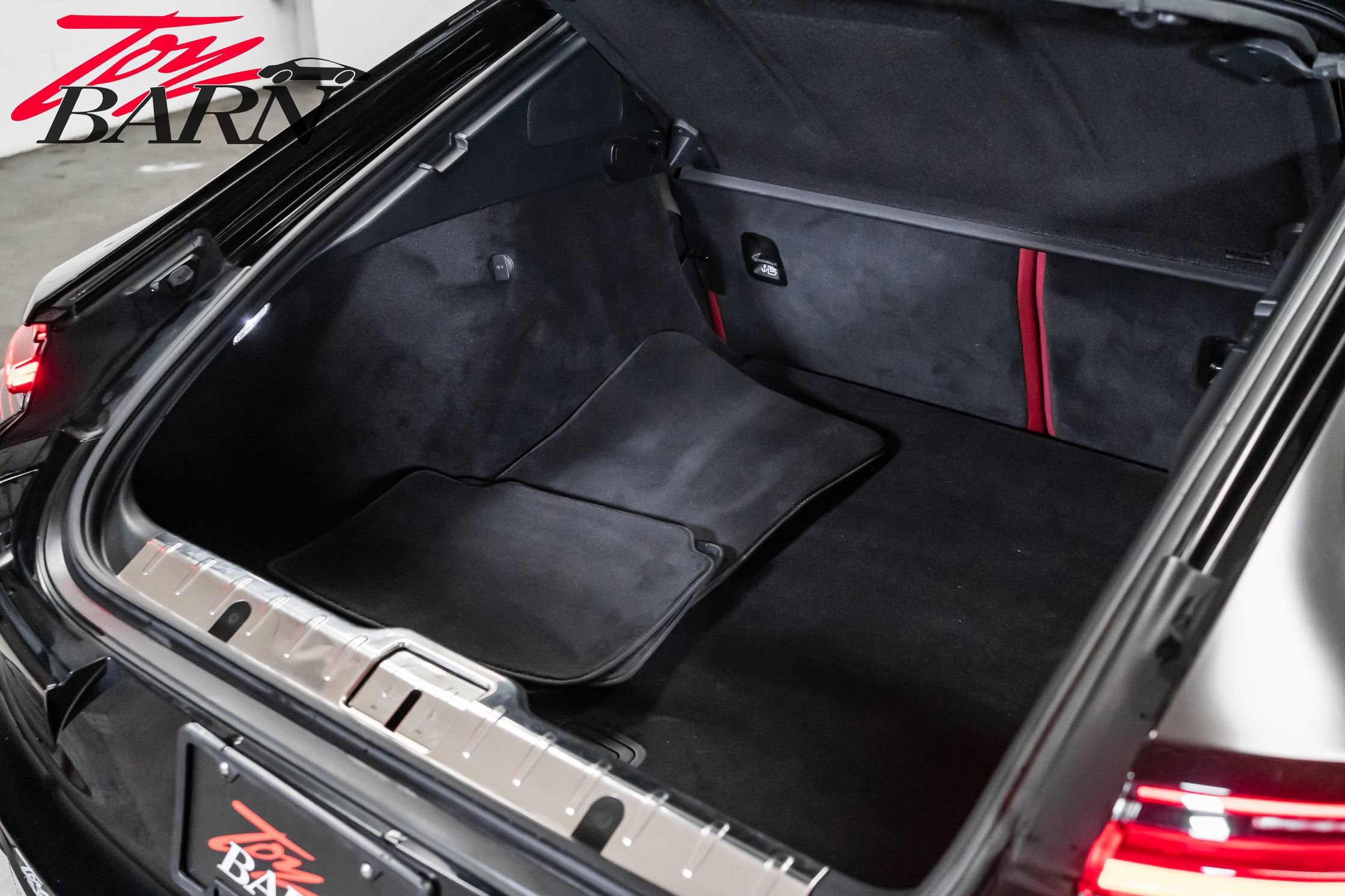 Used 2019 Porsche Panamera GTS image 48