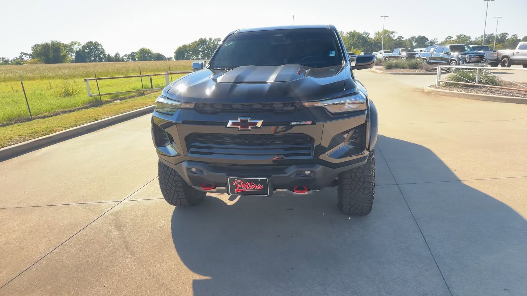 Used 2024 Chevrolet Colorado ZR2 w/ Technology Package AWD/4WD image 3