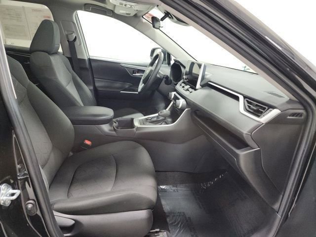 Used 2024 Toyota RAV4 XLE w/ Convenience Package image 16