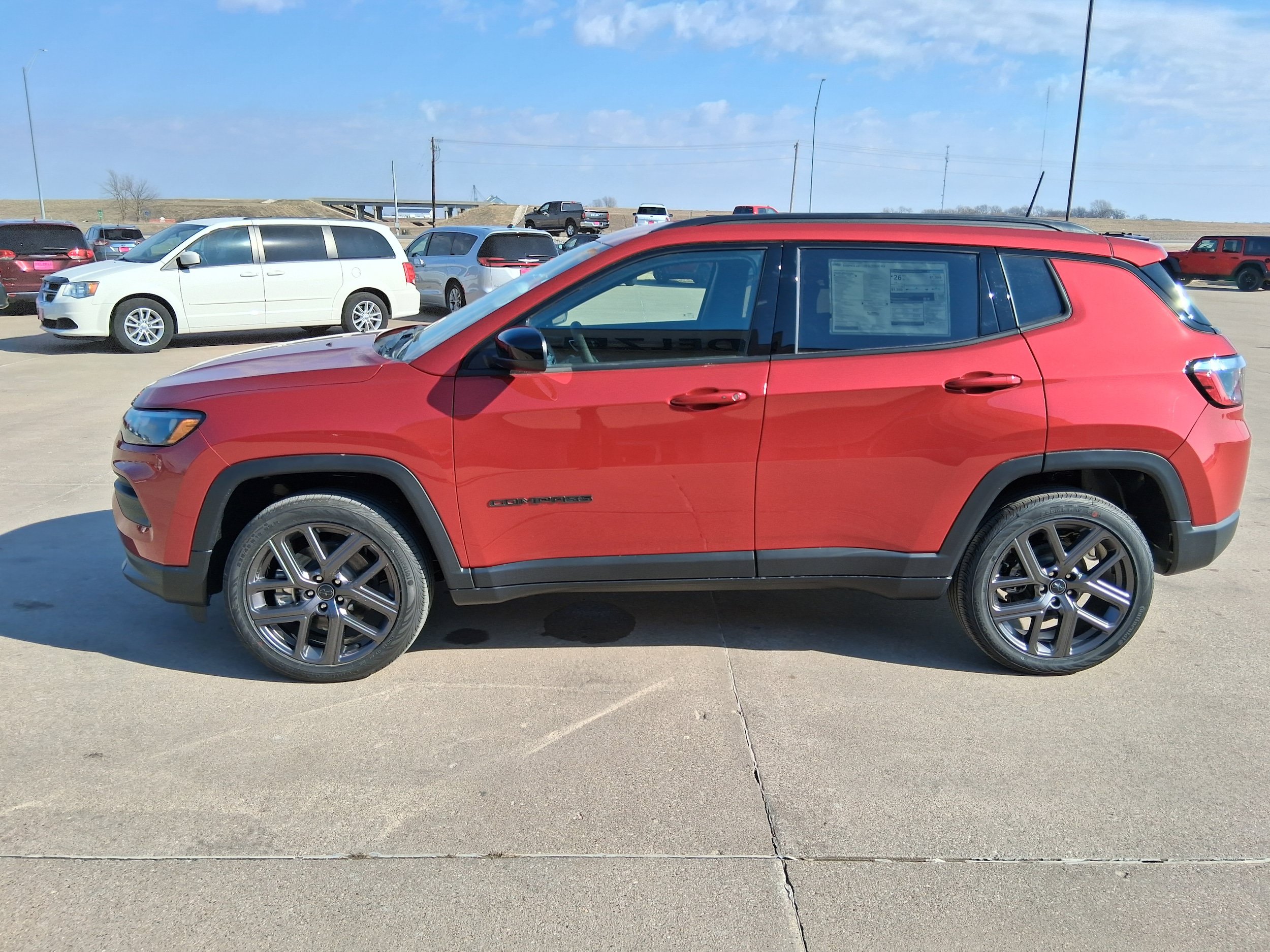 New 2026 Jeep Compass Latitude AWD/4WD image 5