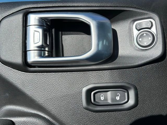 New 2026 Jeep Gladiator Willys image 13