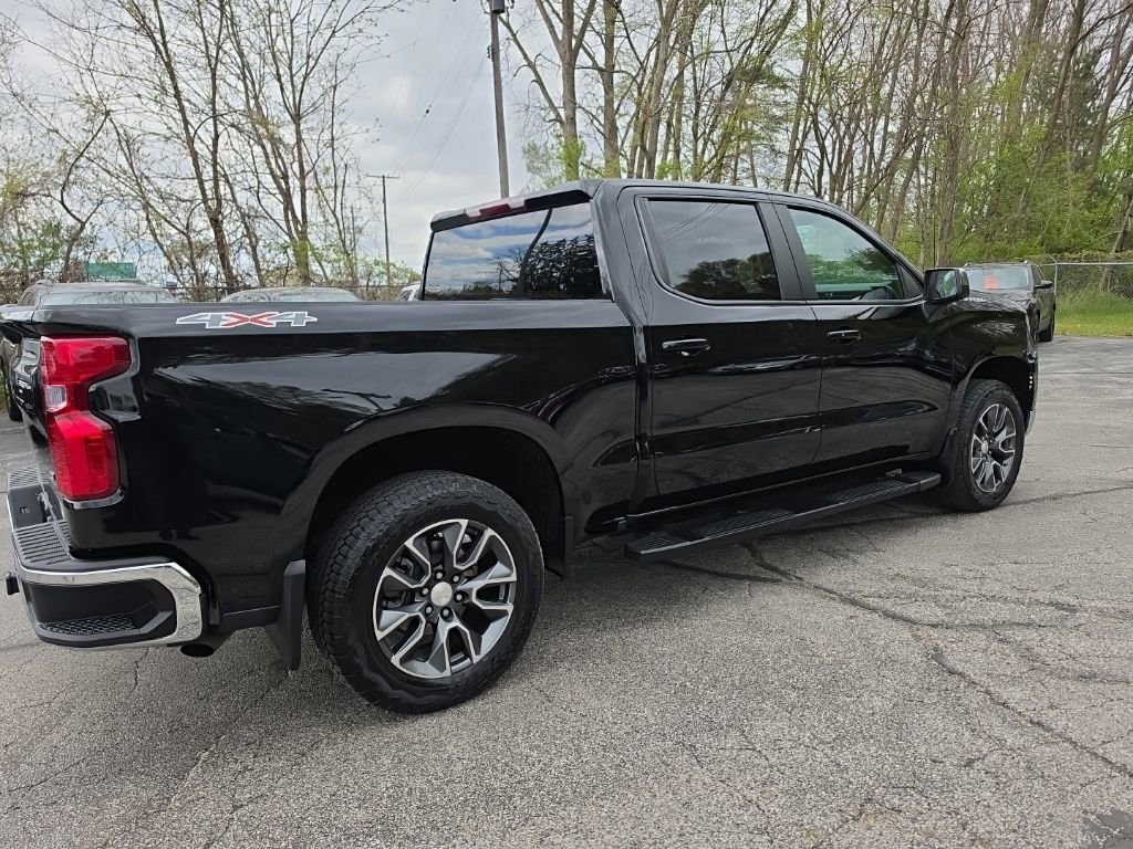 Certified 2023 Chevrolet Silverado 1500 LT AWD/4WD image 5