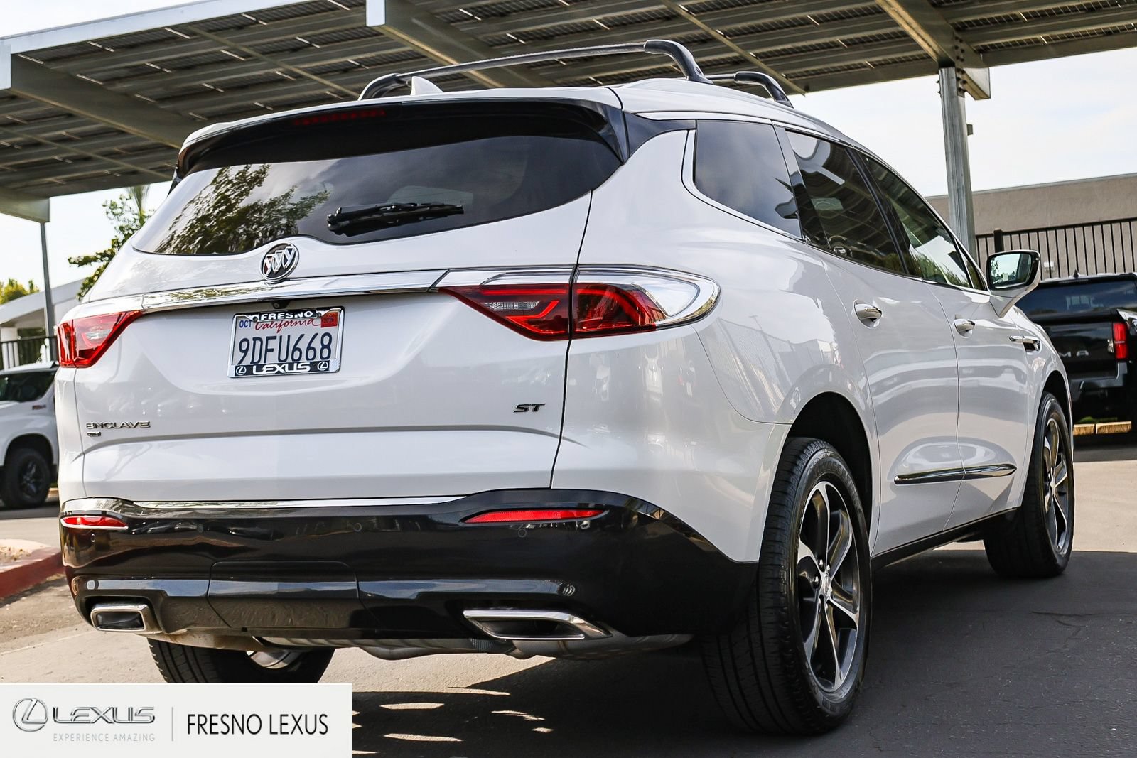Used 2022 Buick Enclave Essence w/ Experience Buick Package AWD/4WD image 6
