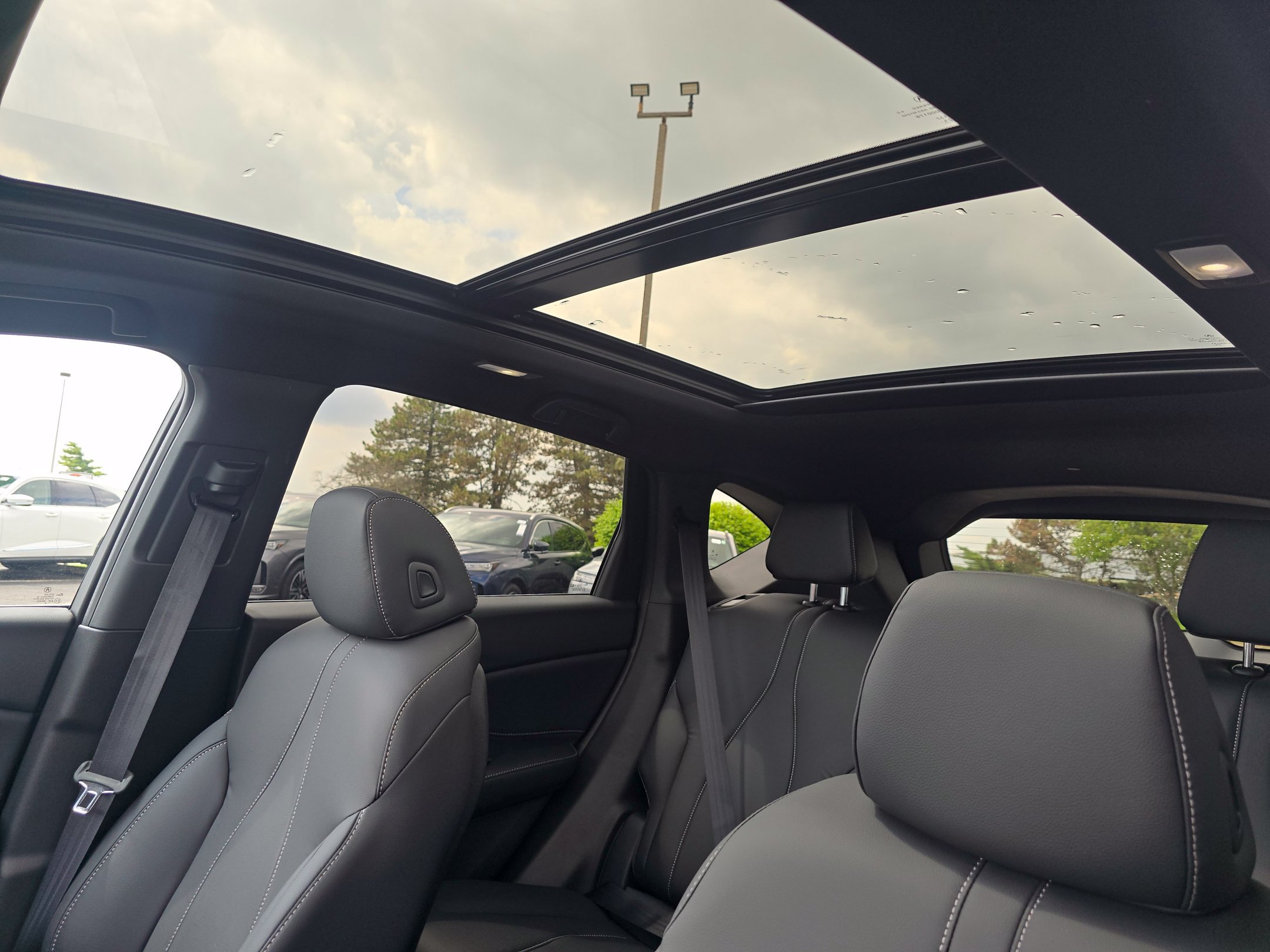 New 2026 Acura RDX SH-AWD image 15