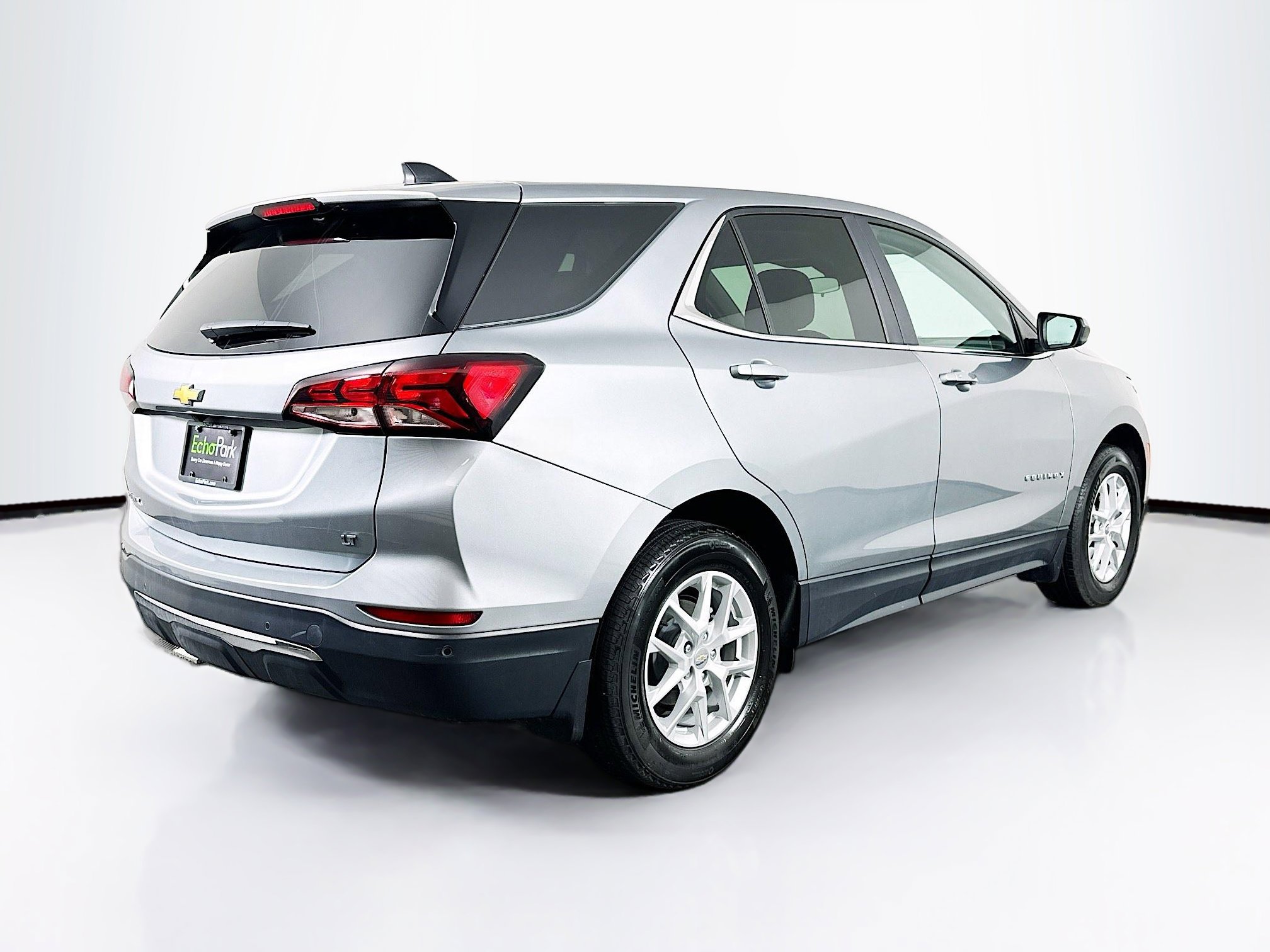 Used 2024 Chevrolet Equinox LT w/ LPO, Floor Liner Package image 9