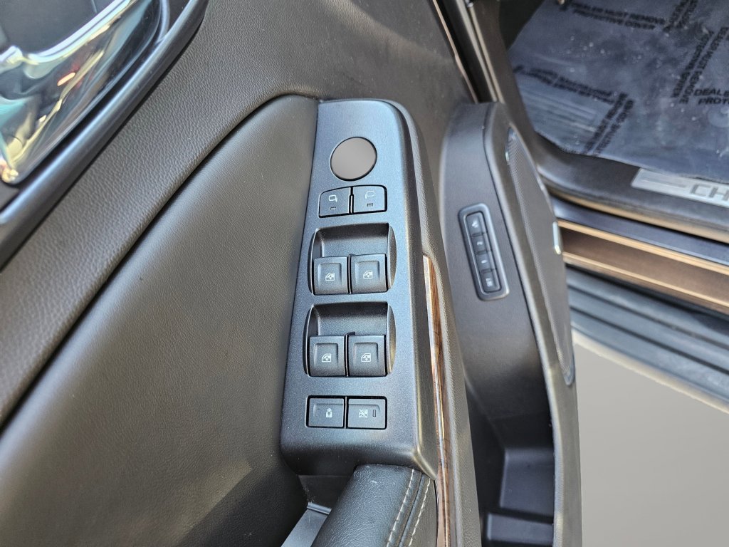 Used 2015 Chevrolet Tahoe LT AWD/4WD image 30