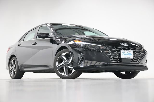 Used 2022 Hyundai Elantra Limited FWD image 1