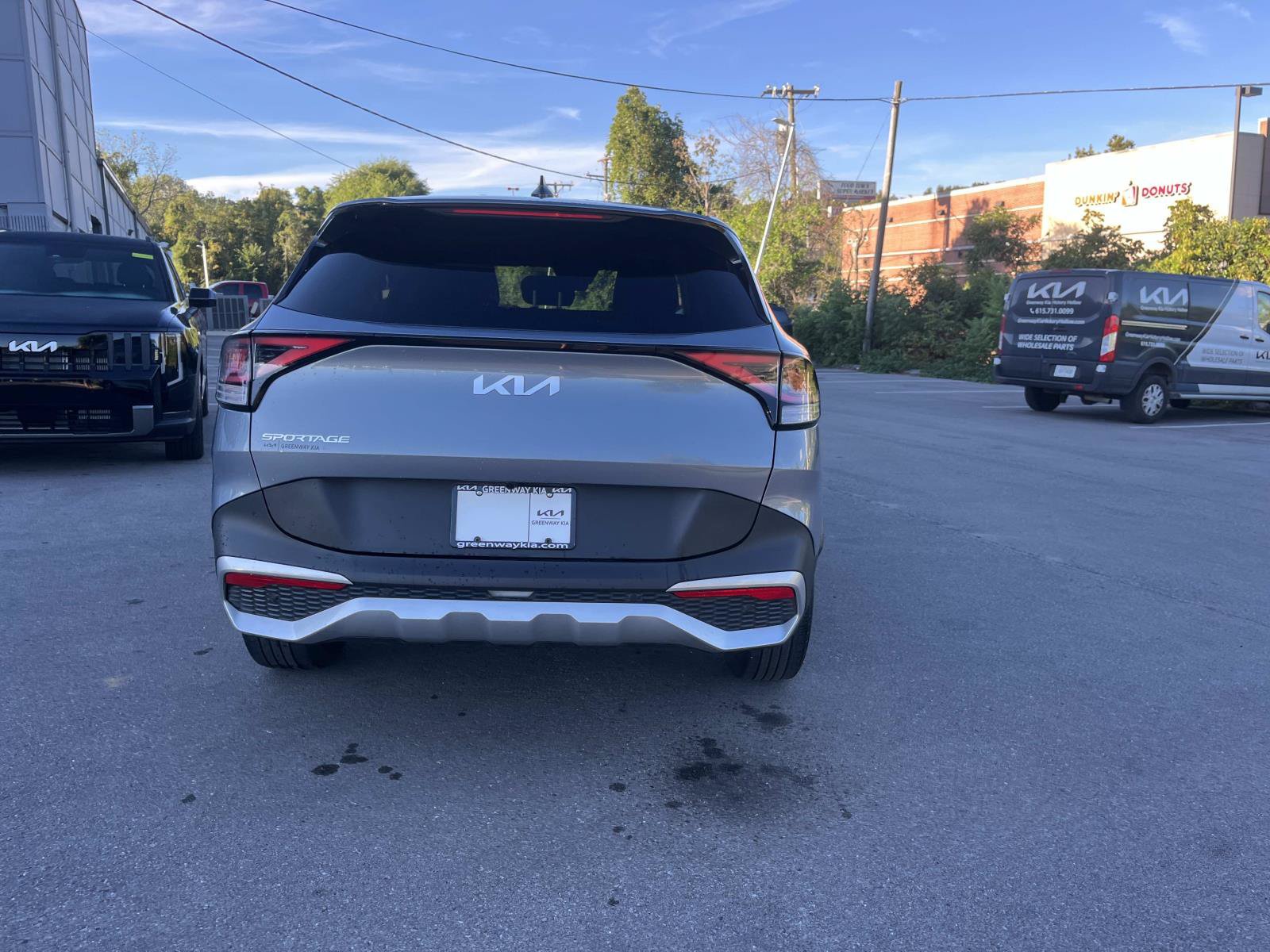 Used 2024 Kia Sportage EX FWD image 4