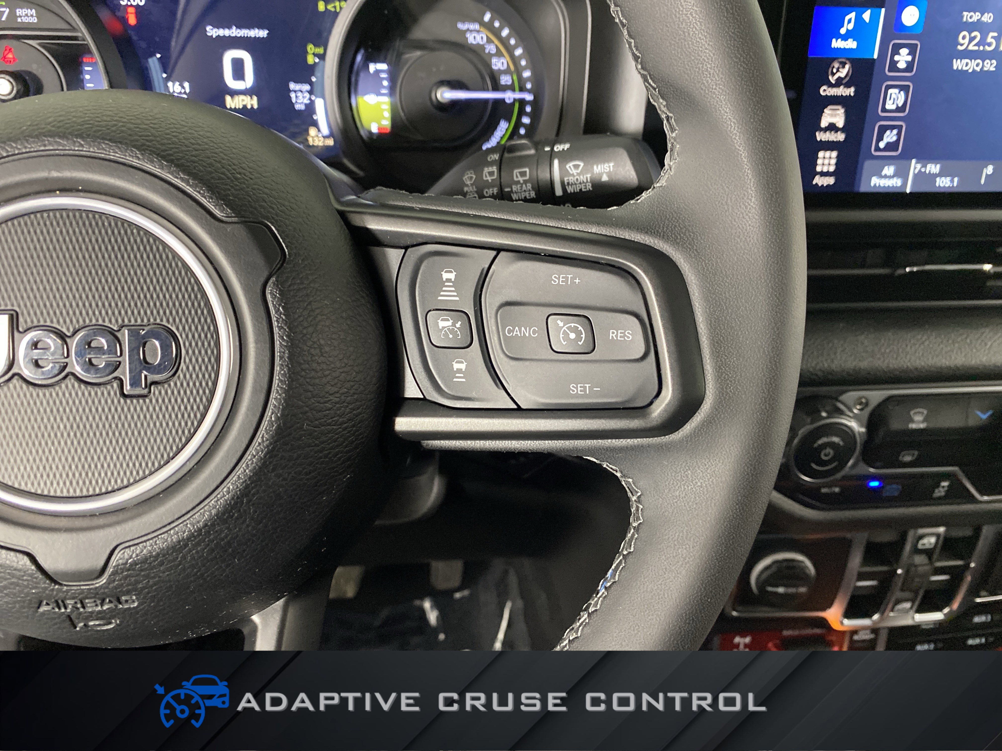 Used 2025 Jeep Wrangler Willys image 22