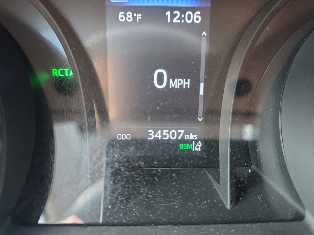 Used 2023 Toyota Camry SE w/ Convenience Package image 27