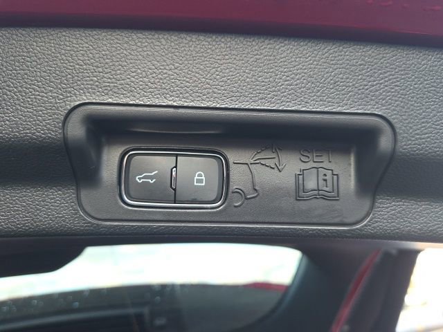 Used 2023 Ford Explorer XLT w/ Equipment Group 202A image 15