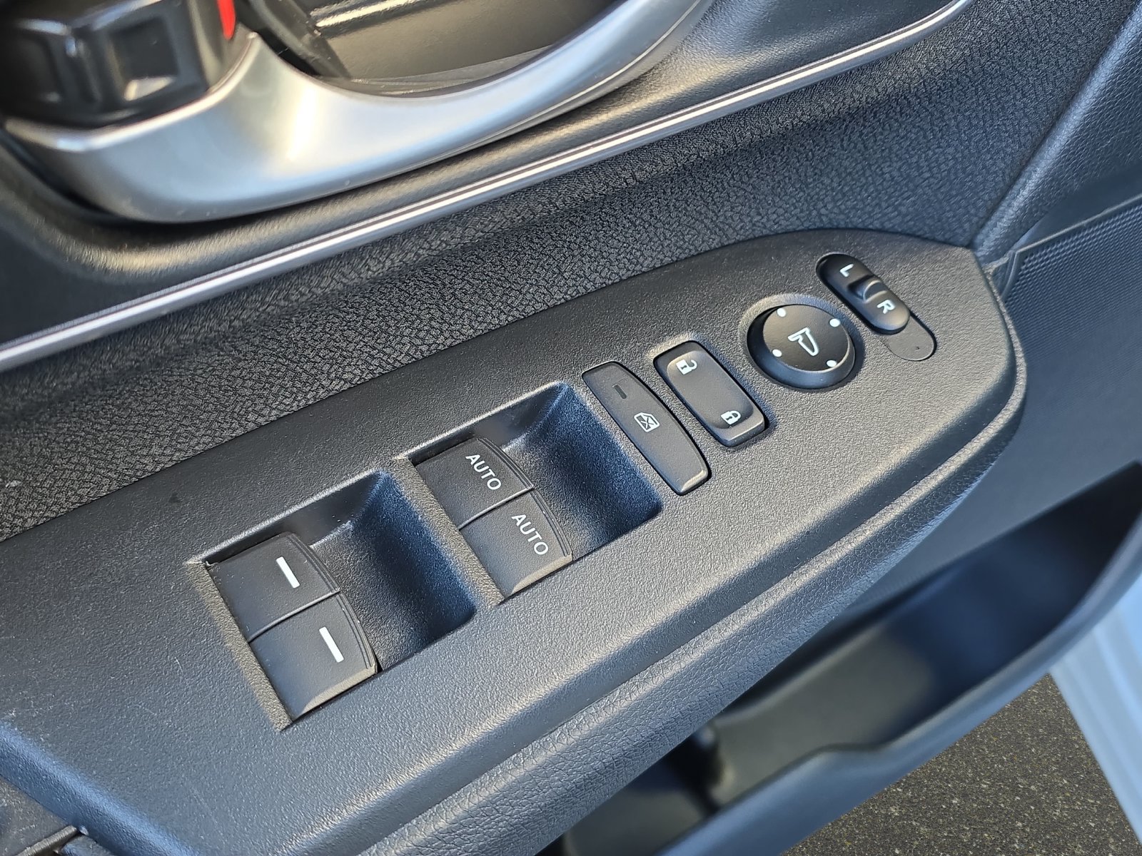 Certified 2020 Honda CR-V EX image 25