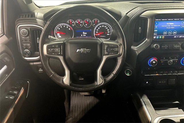 Used 2021 Chevrolet Silverado 1500 LT Trail Boss w/ Bed Protection Package image 9
