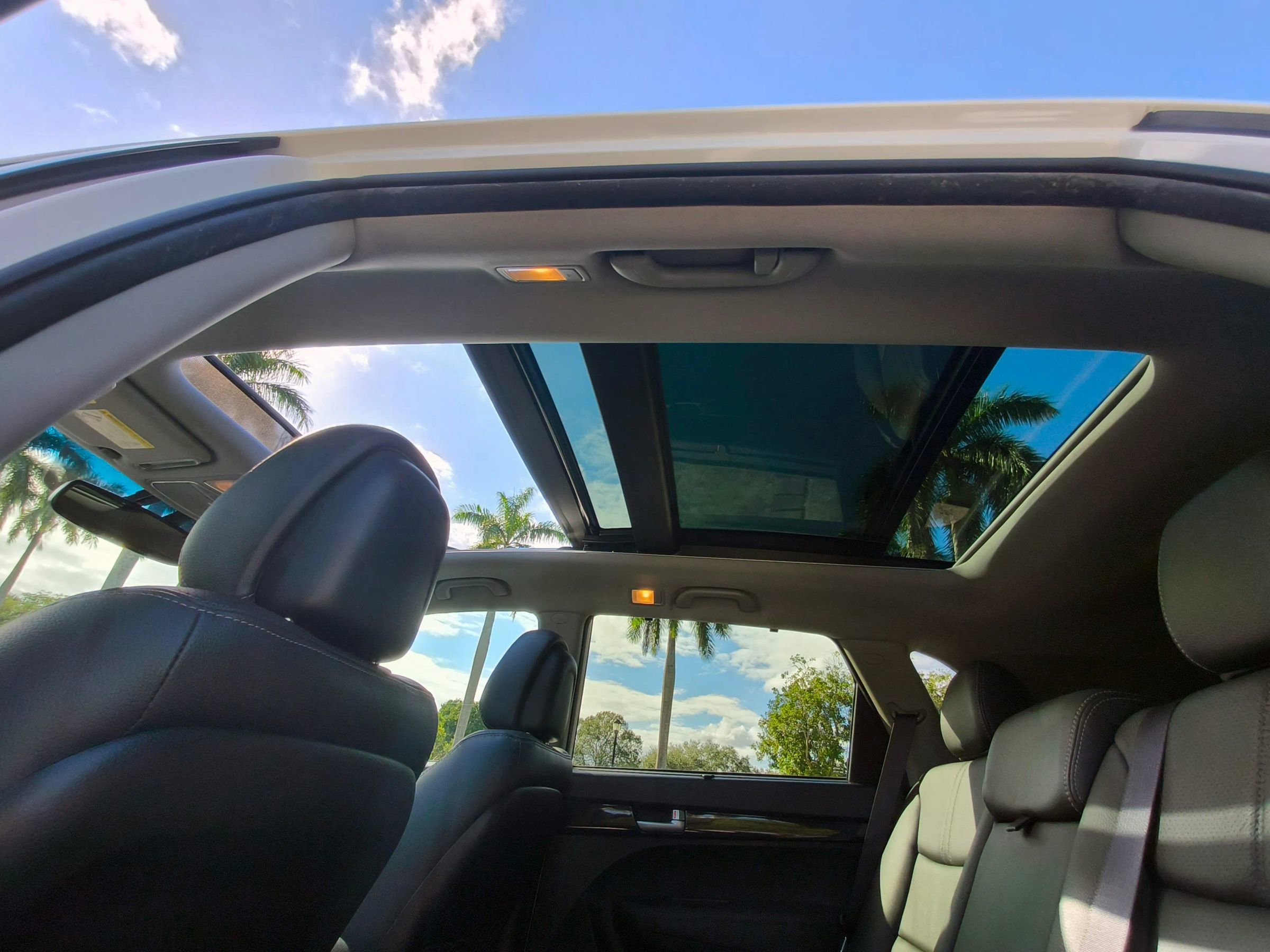 Used 2015 Kia Sorento EX w/ EX V6 Touring Package image 25