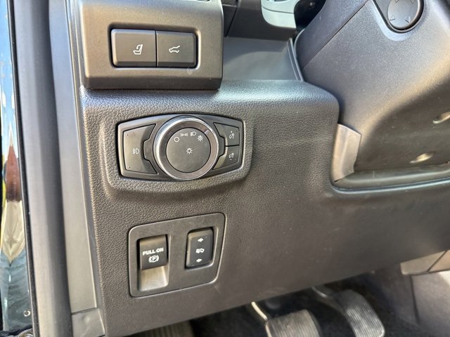 Used 2018 Ford Expedition Max Limited w/ Equipment Group 302A image 28