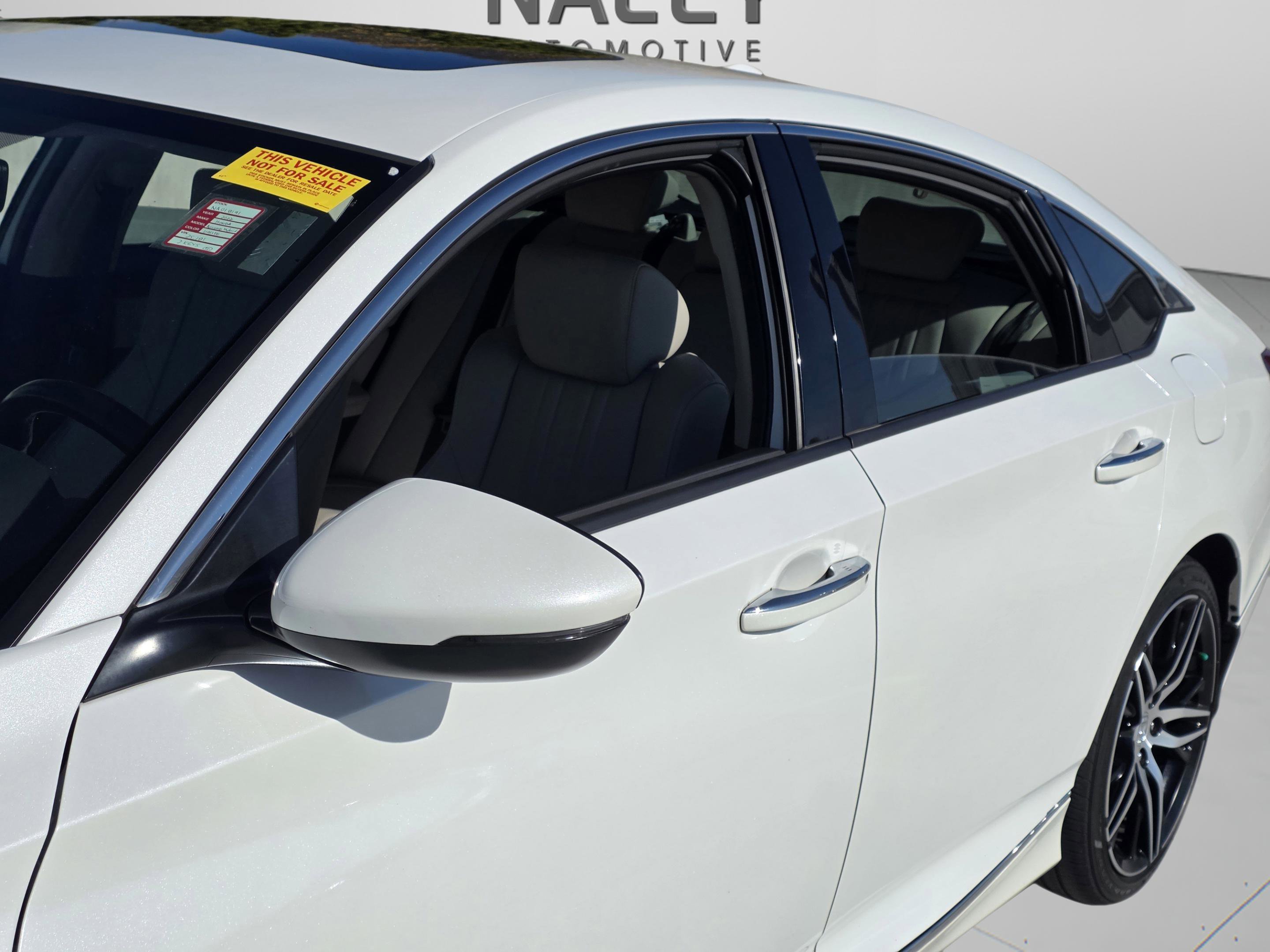 Used 2022 Honda Accord Touring image 29