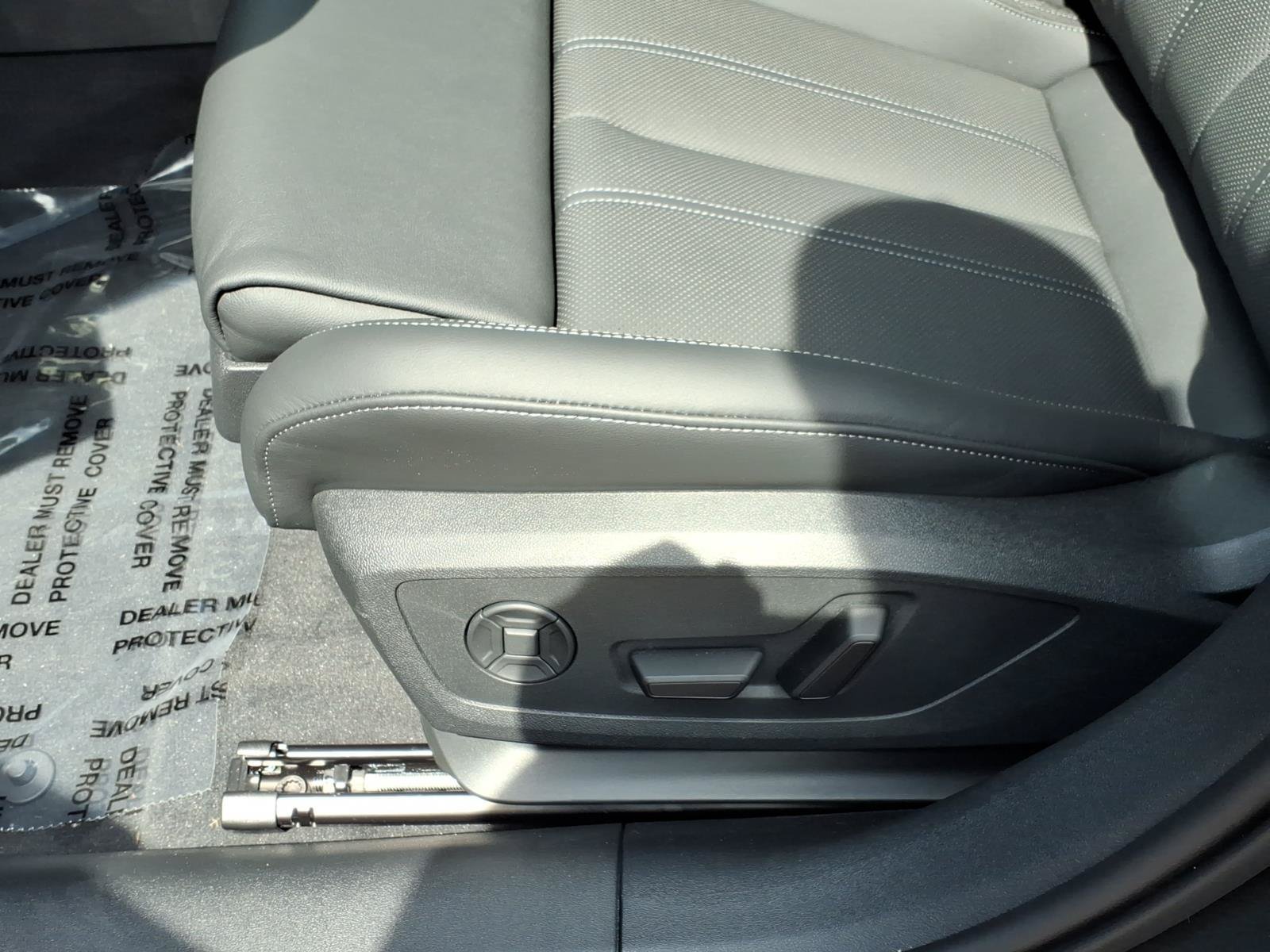 New 2026 Audi A6 Premium Plus AWD/4WD image 13