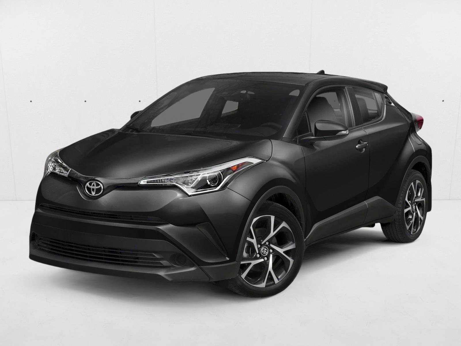 Used 2019 Toyota C-HR XLE FWD image 1