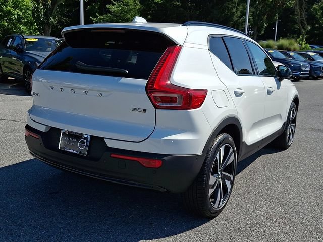 Certified 2025 Volvo XC40 B5 Ultra AWD/4WD image 6