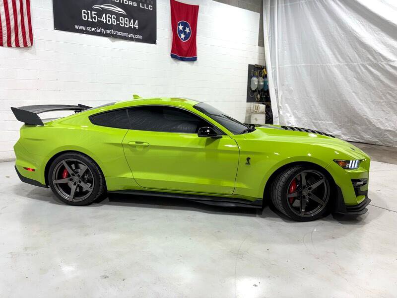 Used 2020 Ford Mustang Shelby GT500 w/ Carbon Fiber Track Pack image 3