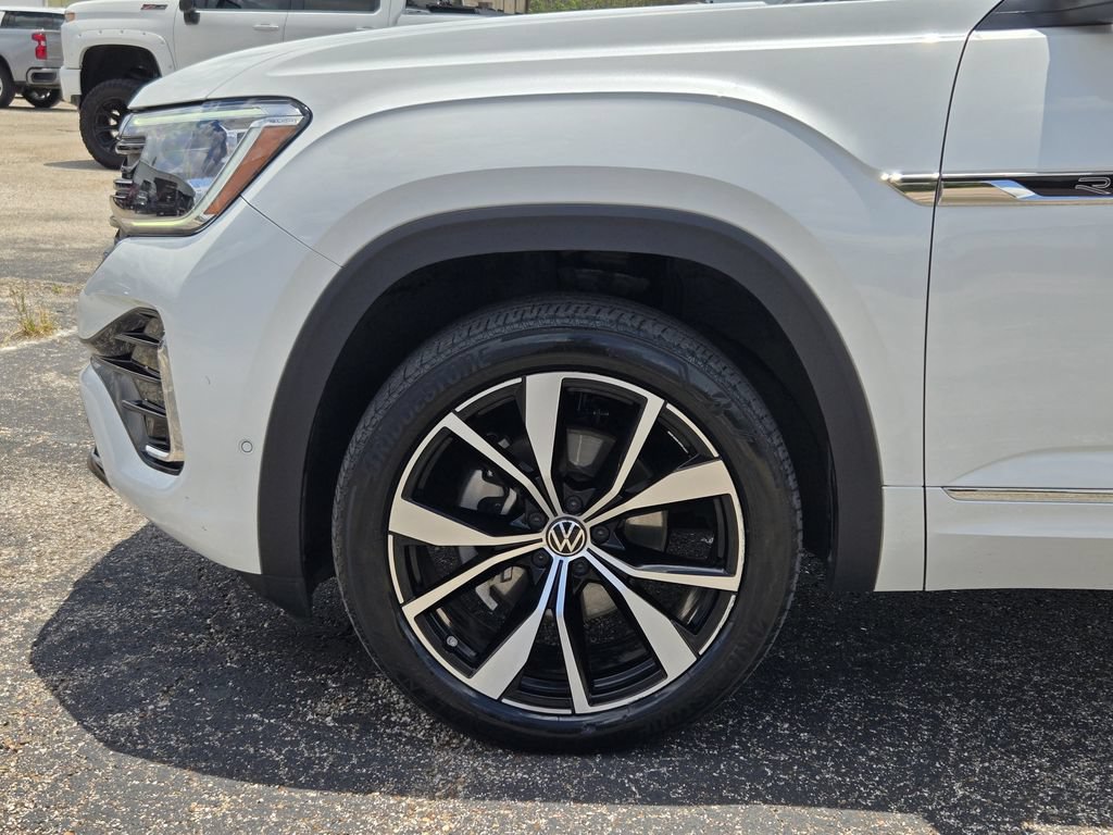 Used 2024 Volkswagen Atlas SEL Premium R-Line AWD/4WD image 8
