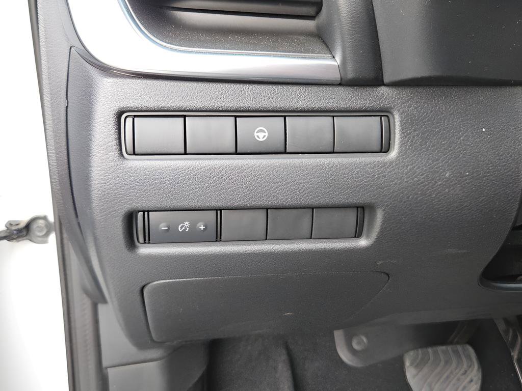 Used 2022 Nissan Rogue SV image 20