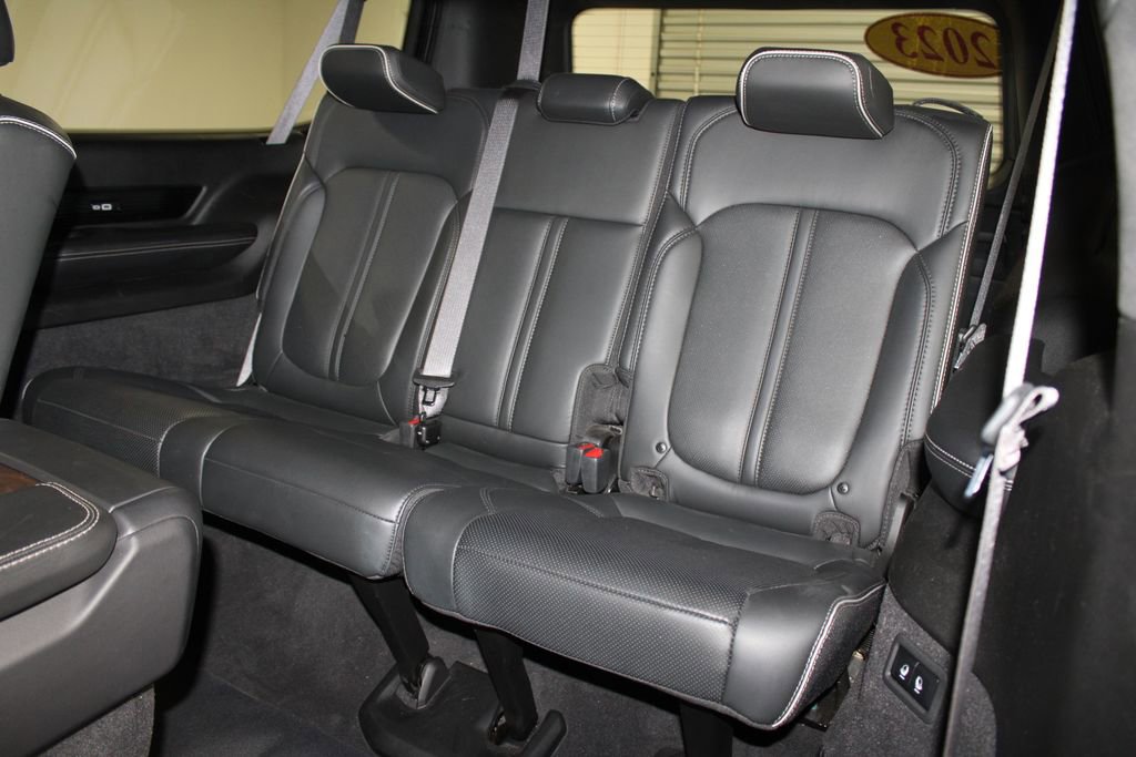 Used 2023 Jeep Grand Wagoneer L Series II image 27