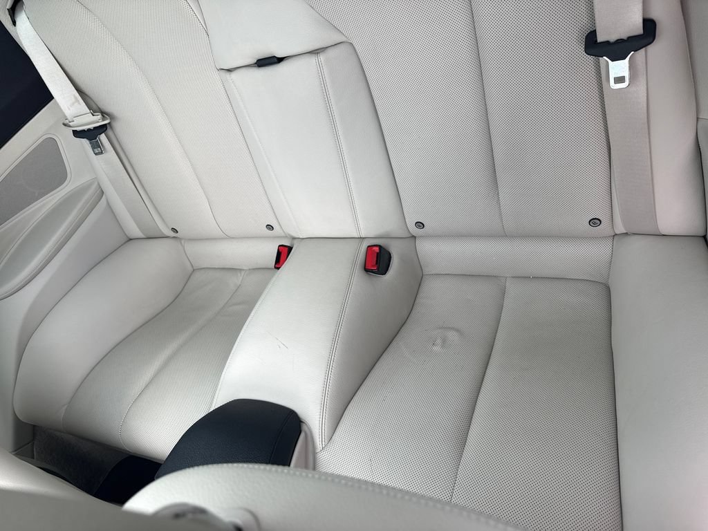 Used 2013 BMW 640i Coupe RWD image 28