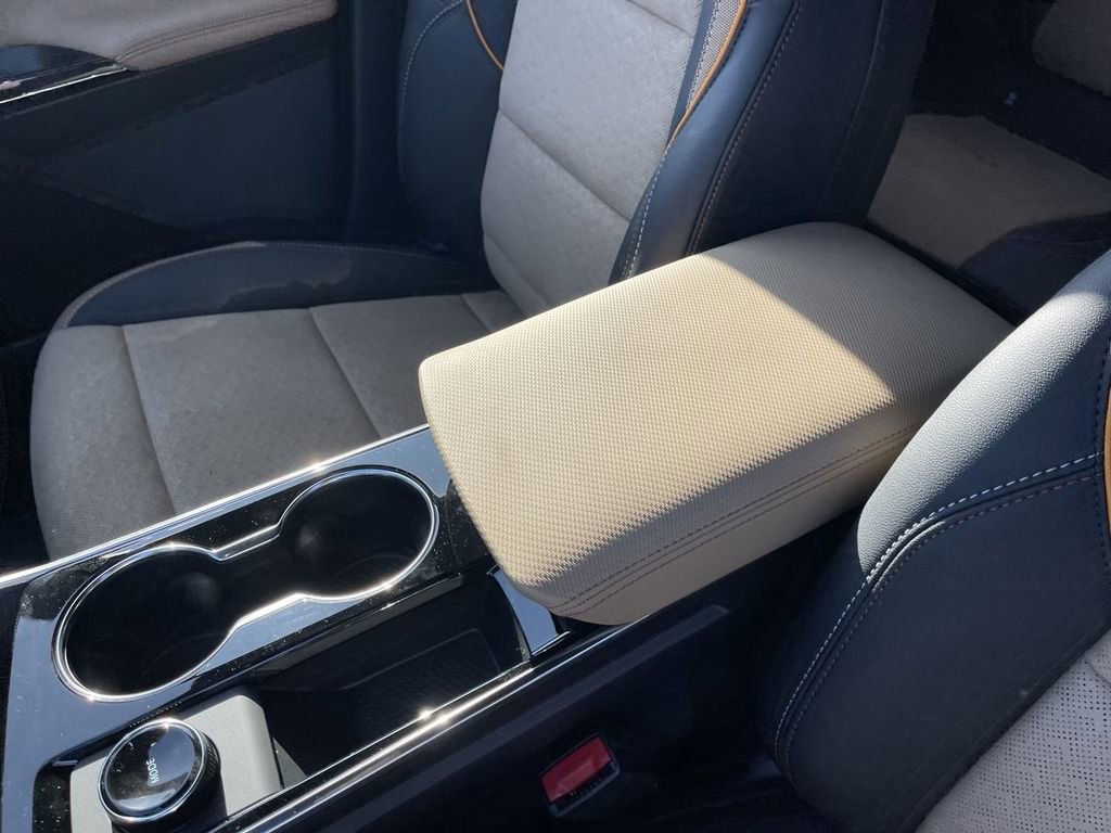 New 2026 Chevrolet Equinox ACTIV w/ Convenience Package III image 21