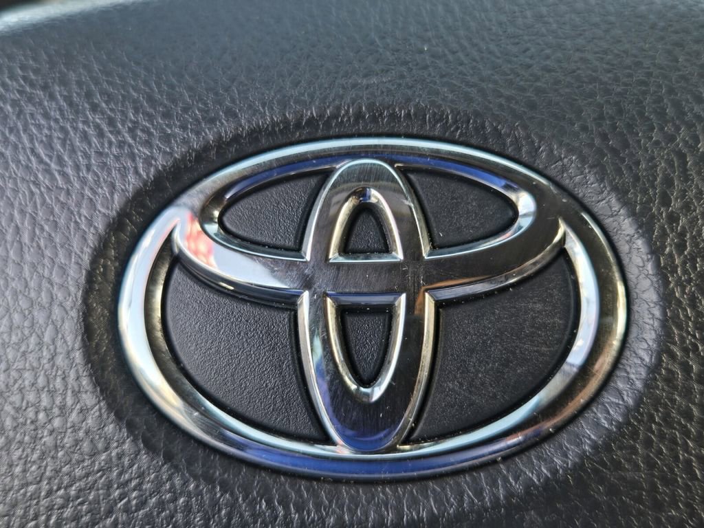 Used 2024 Toyota Camry SE image 26