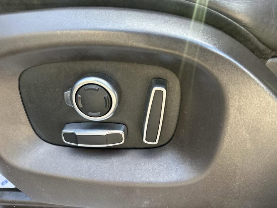 Used 2017 Land Rover Range Rover Sport HSE Dynamic image 29