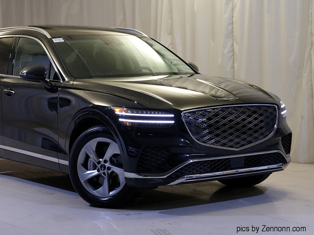 Used 2026 Genesis GV70 2.5T Advanced image 2