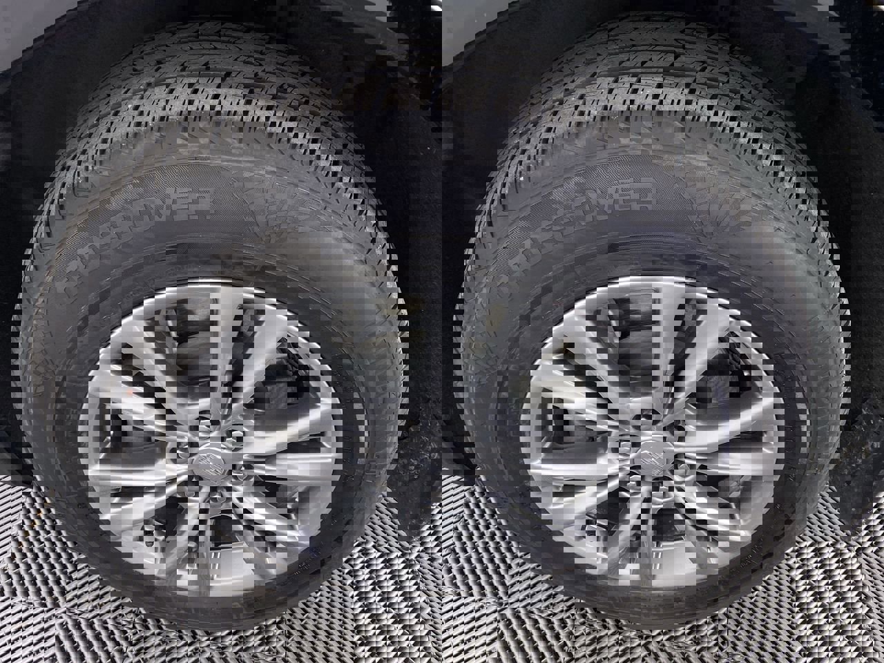 Certified 2023 Cadillac XT5 Premium Luxury image 16