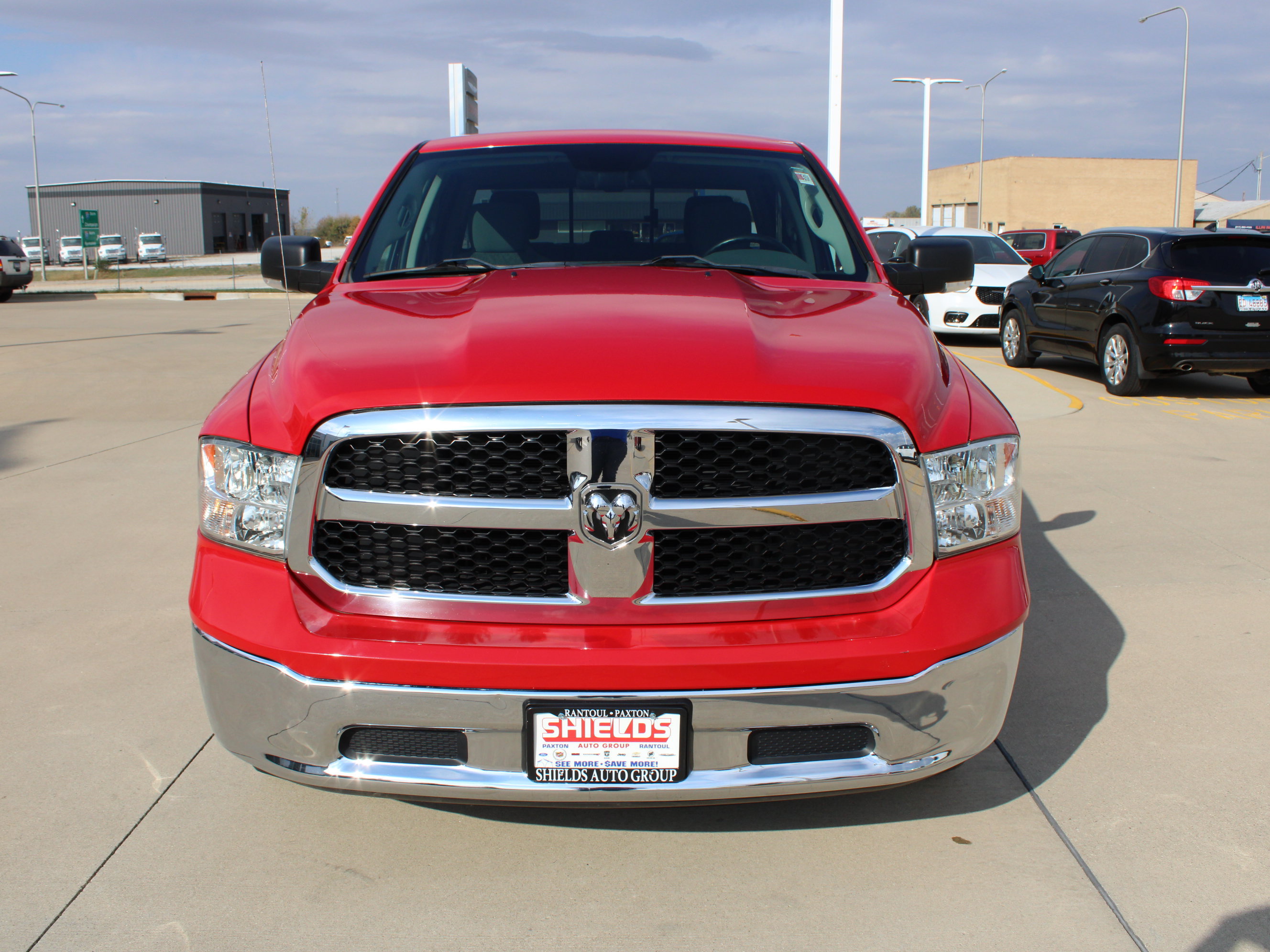 Used 2019 RAM 1500 Classic SLT w/ Luxury Group AWD/4WD image 11