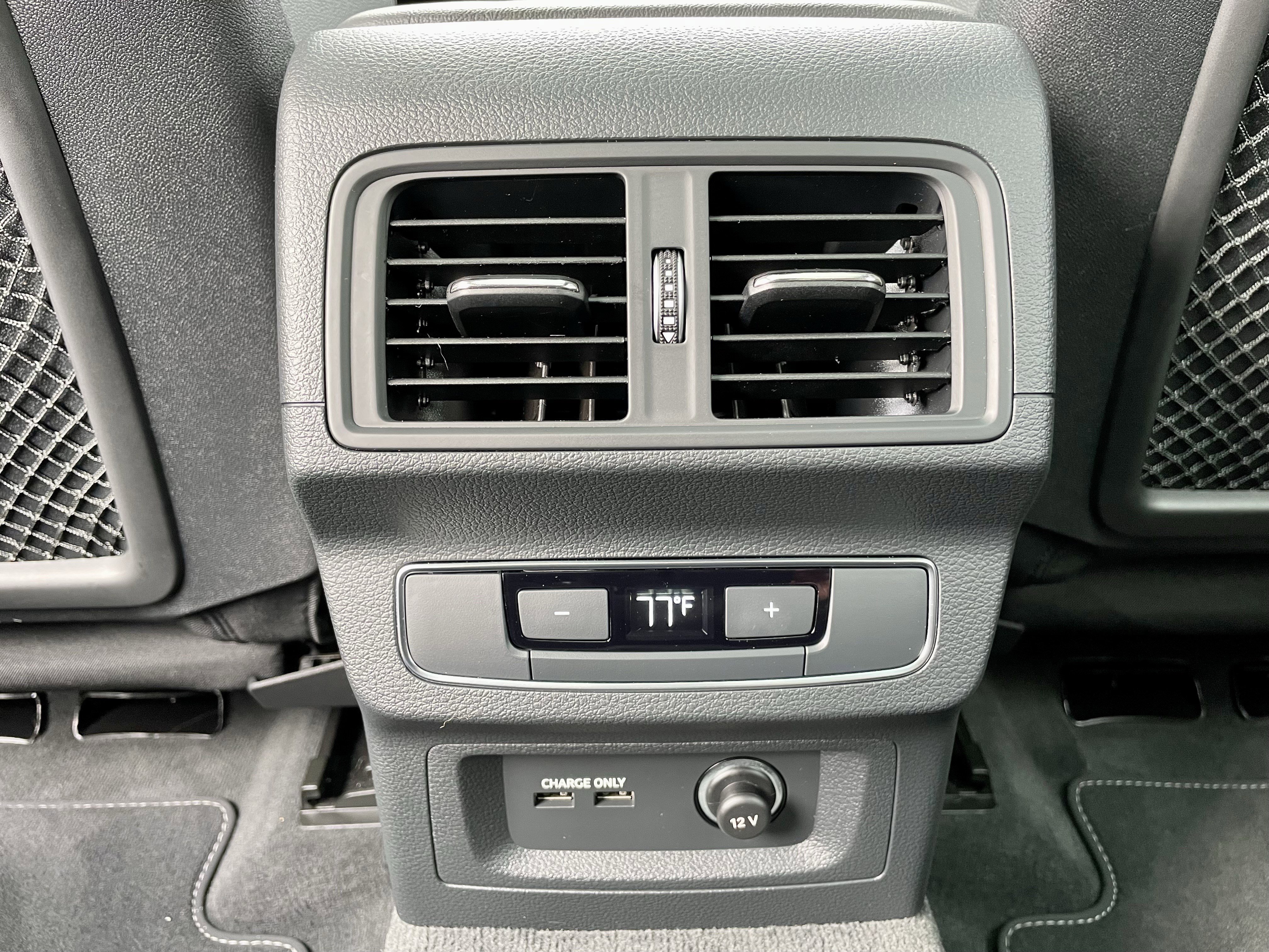 Used 2024 Audi SQ5 Premium Plus w/ Premium Plus Package image 26