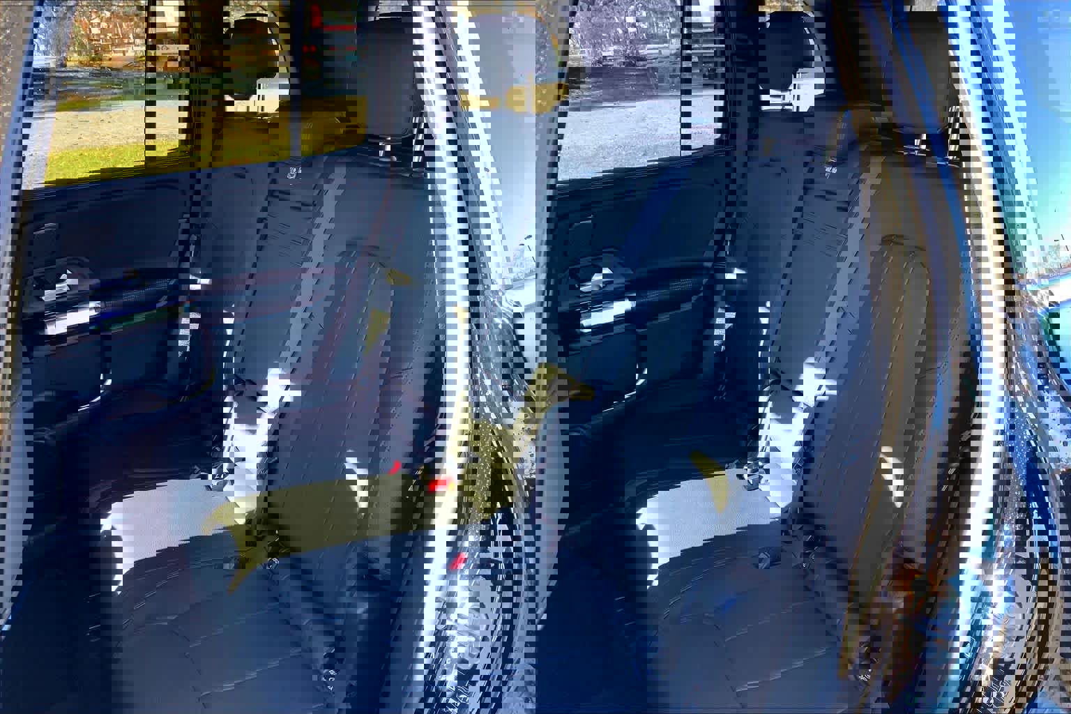 Used 2025 Mercedes-Benz GLB 250 GLB 250 image 20