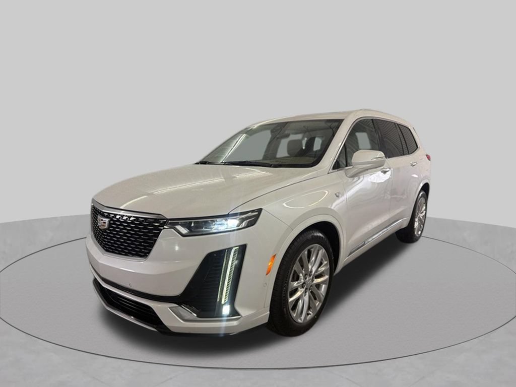 Used 2020 Cadillac XT6 Premium Luxury w/ Platinum Package FWD image 4