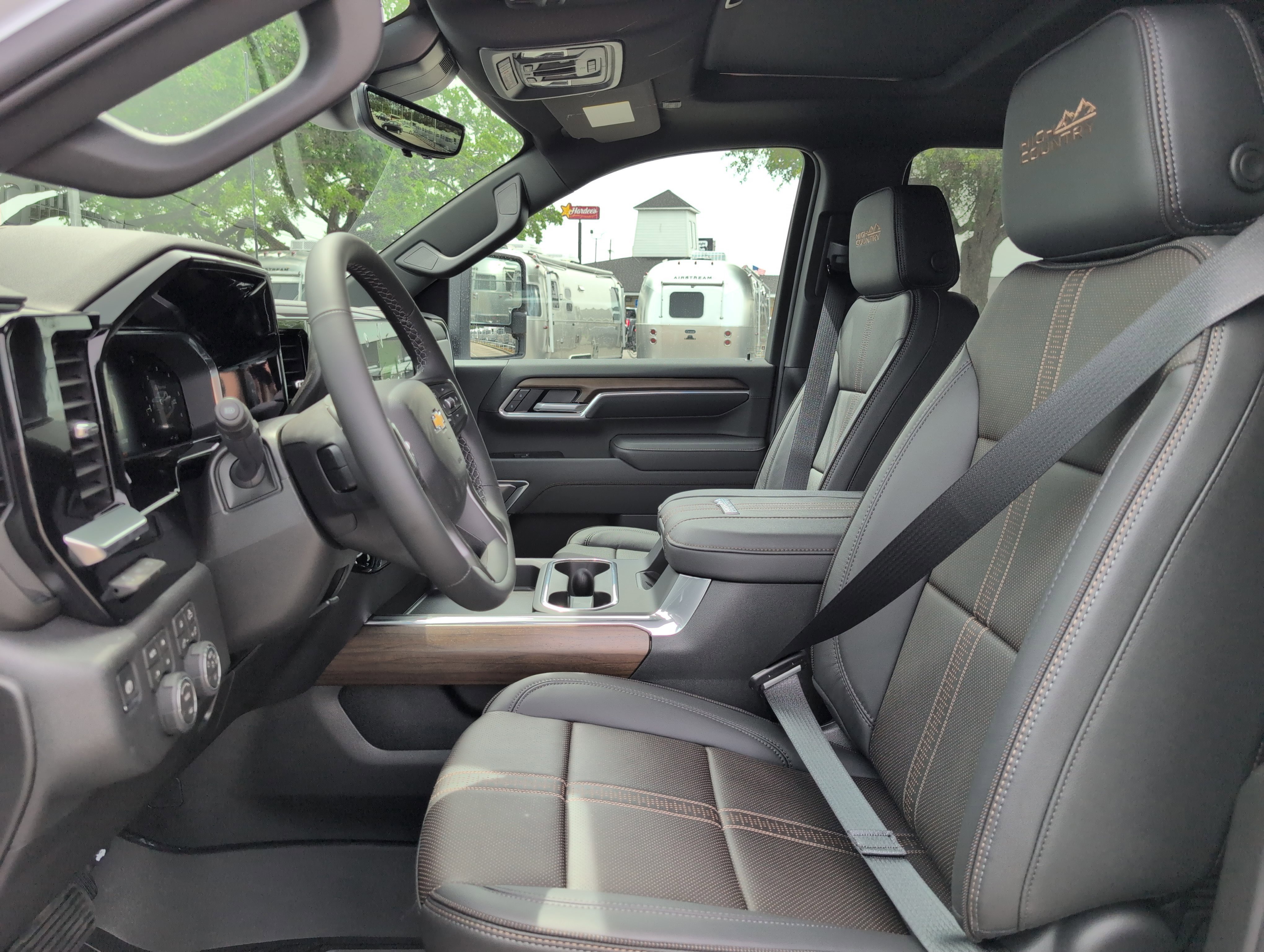 New 2026 Chevrolet Silverado 2500 High Country w/ High Country Premium Package AWD/4WD image 13